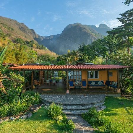 Lake Front Retreat At Los Elementos Санта-Круз-Ла-Лагуна Екстер'єр фото