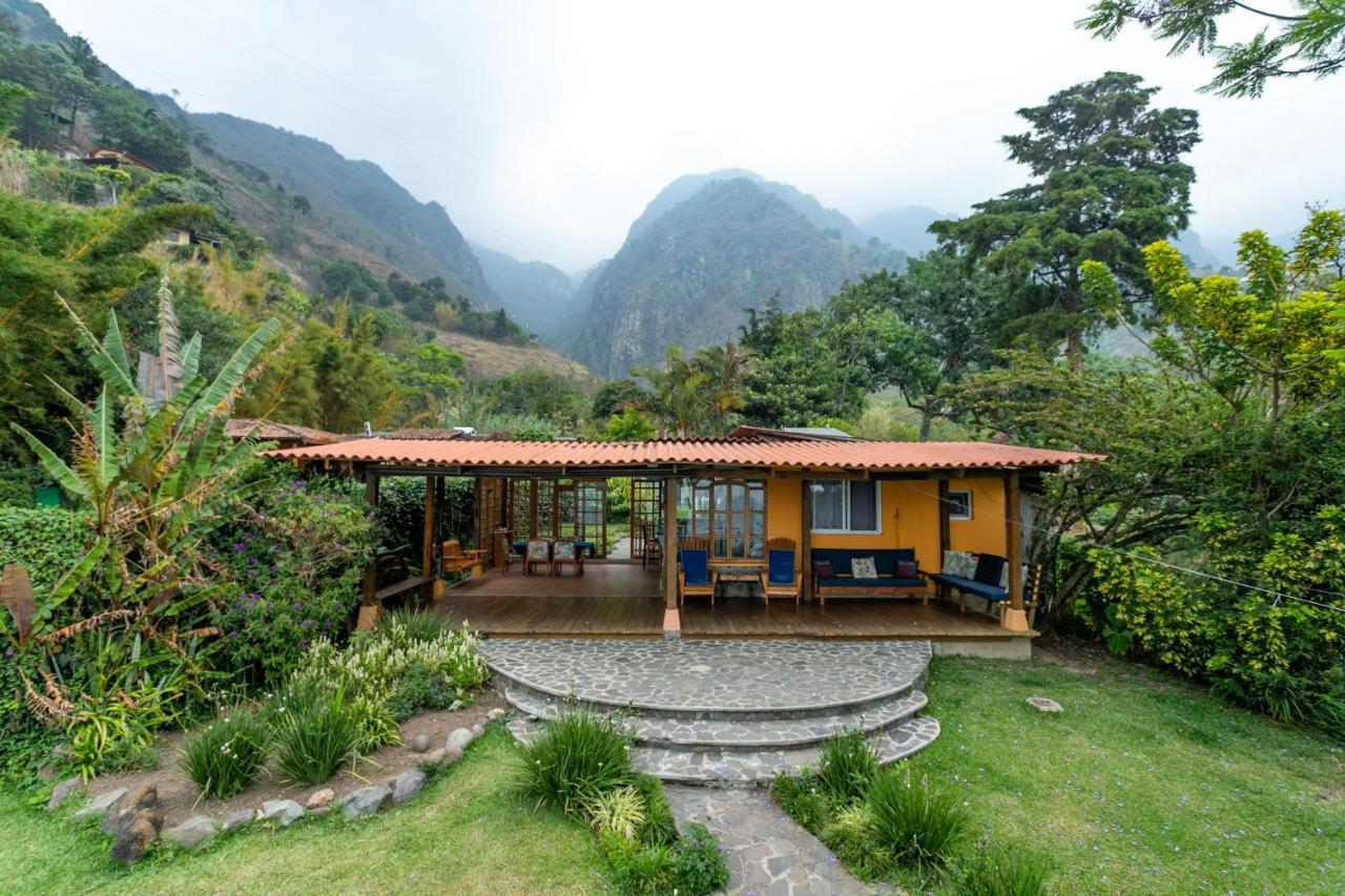 Lake Front Retreat At Los Elementos Санта-Круз-Ла-Лагуна Екстер'єр фото